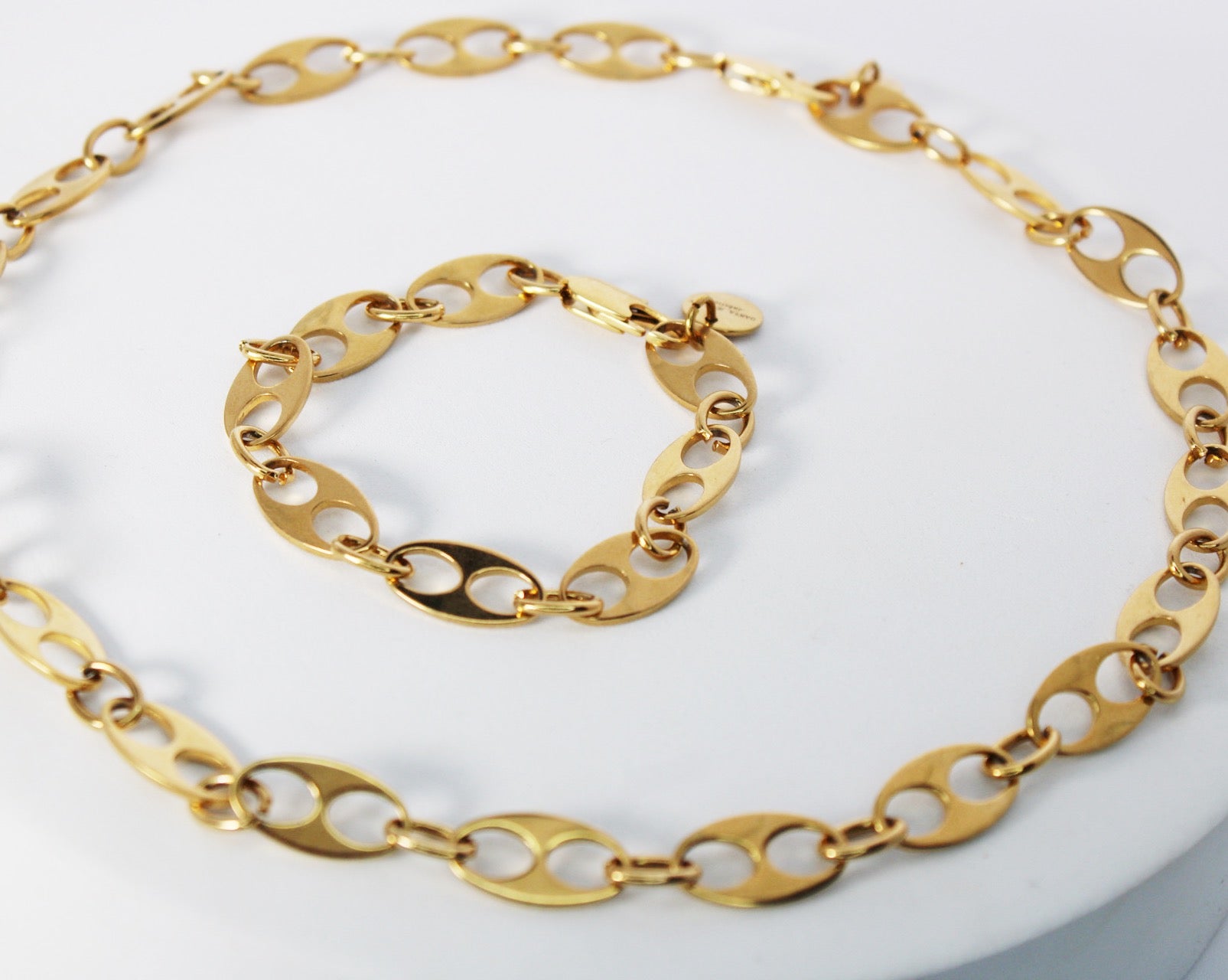 Ensemble grains de café plate