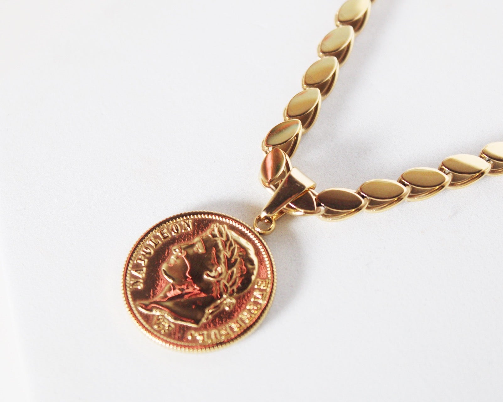 Pendentif Loubia avec l'autrichien