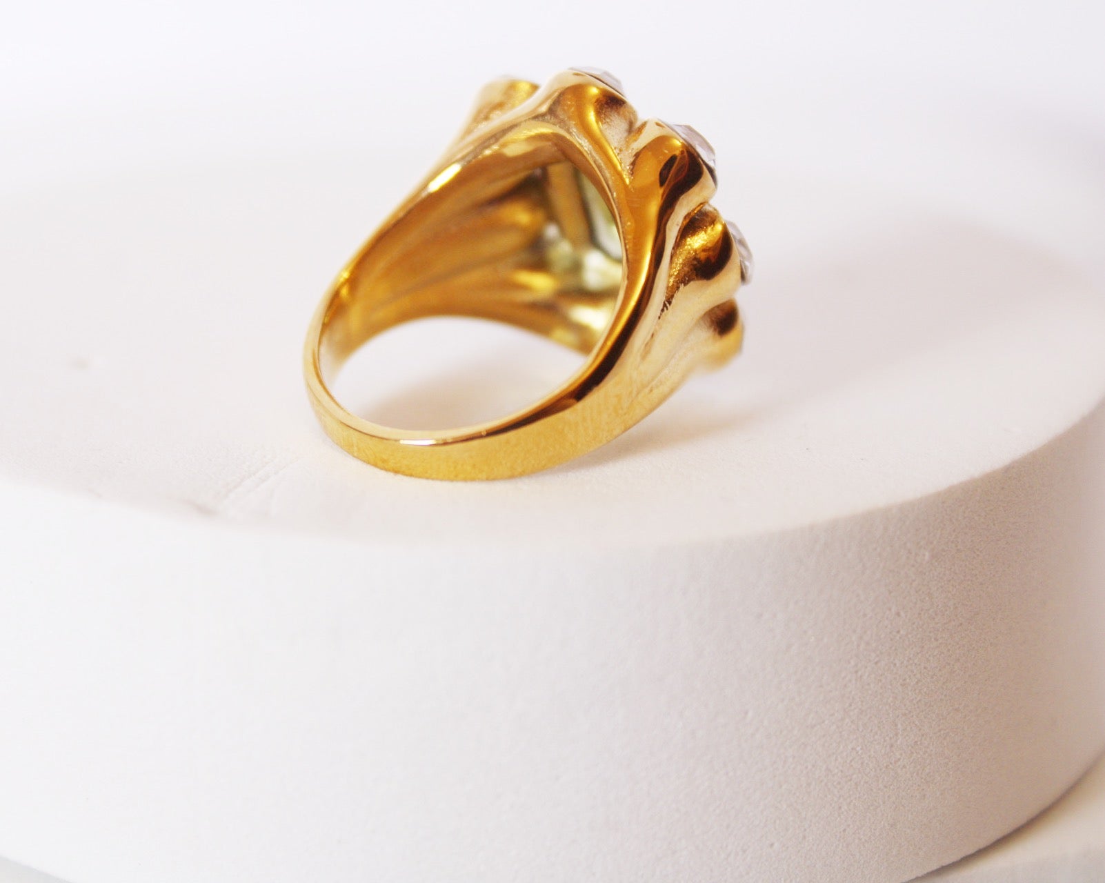 Bague vintage pierre verte