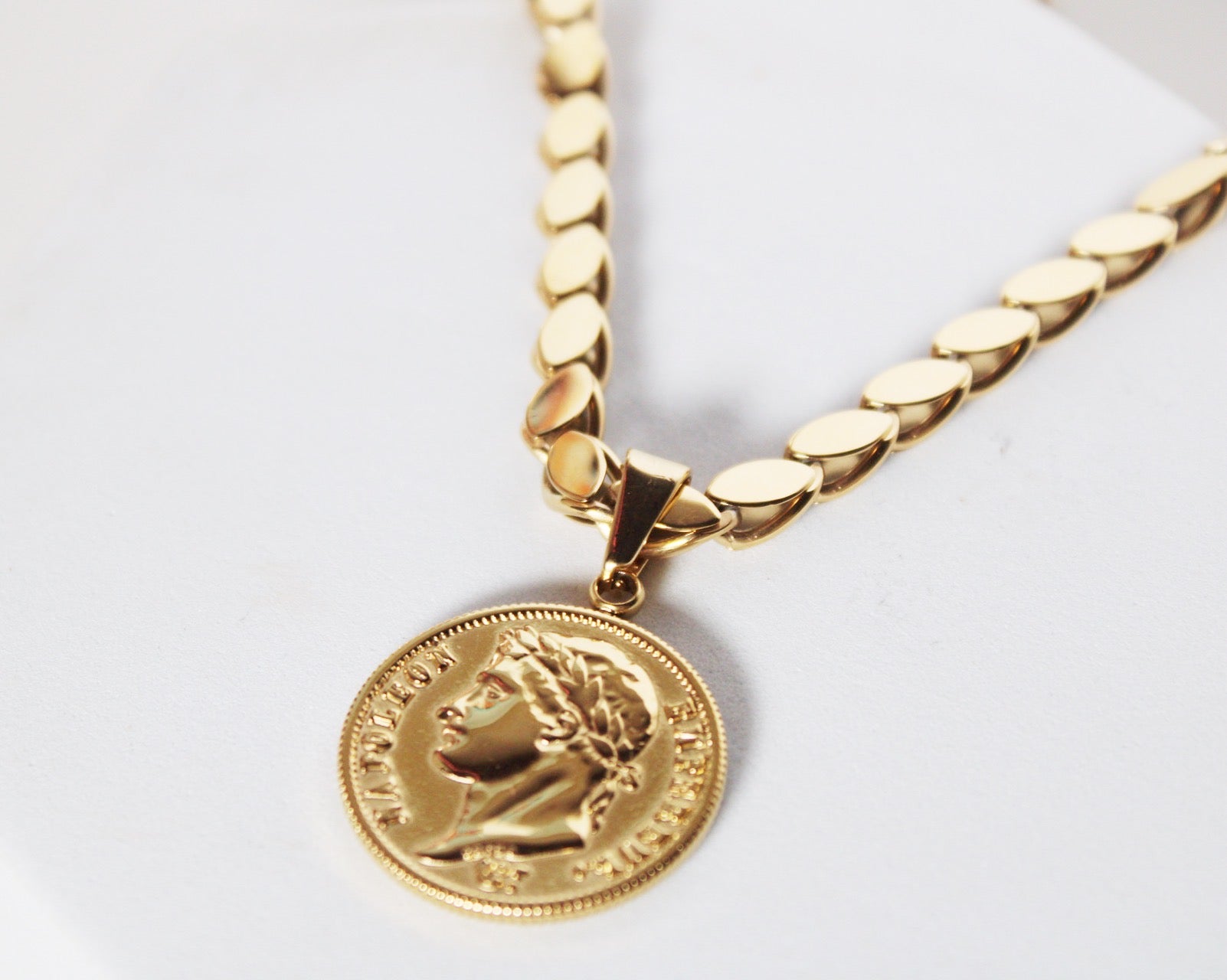 Pendentif Loubia avec l'autrichien