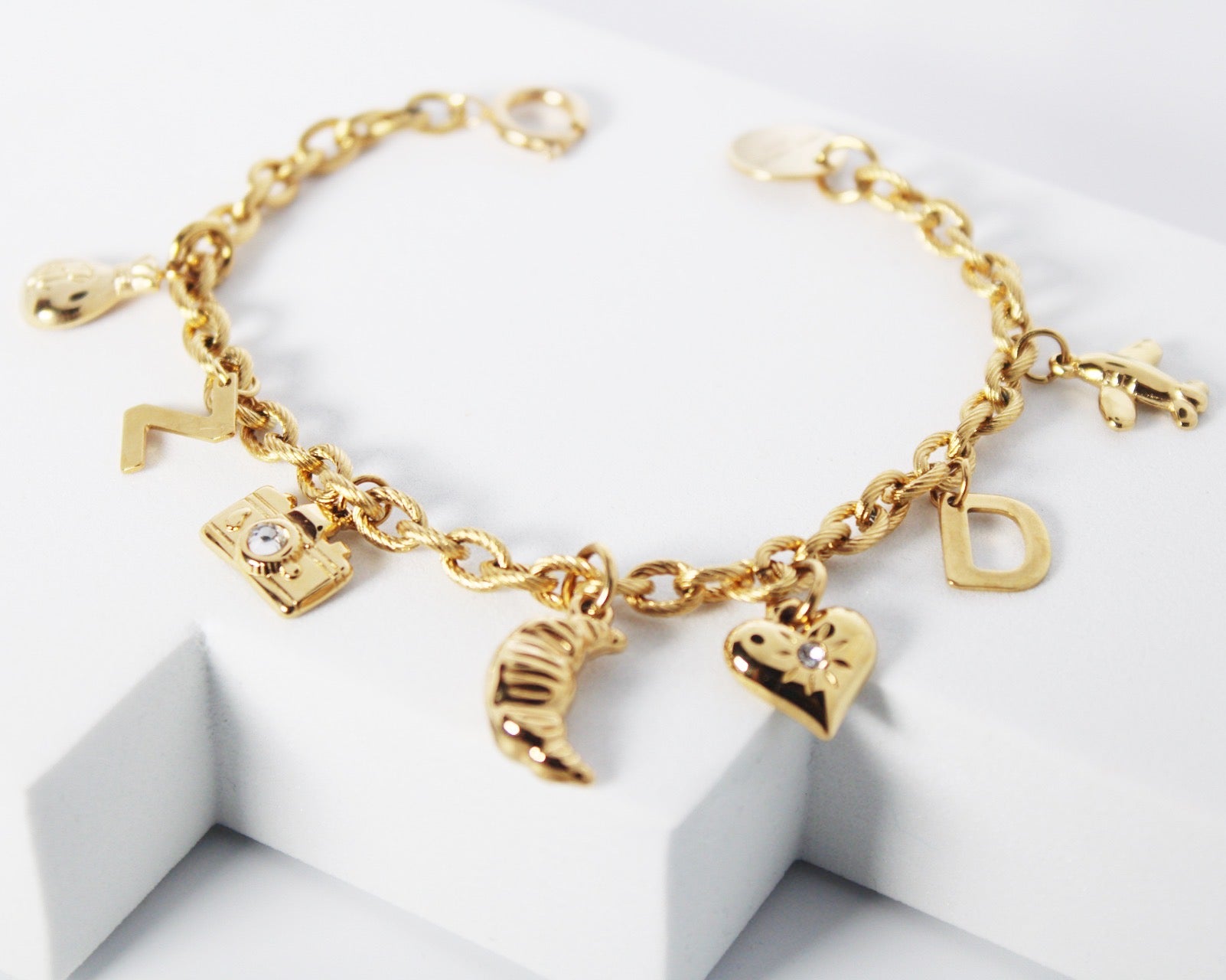 Bracelet bibelots croissant