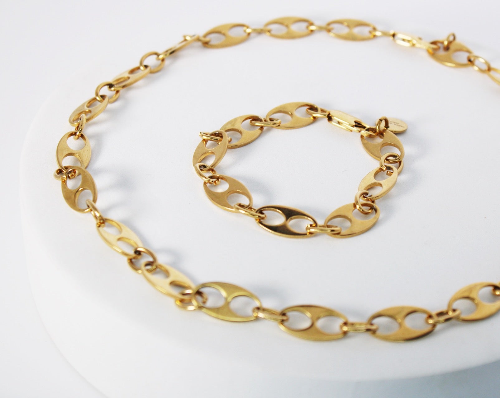 Ensemble grains de café plate